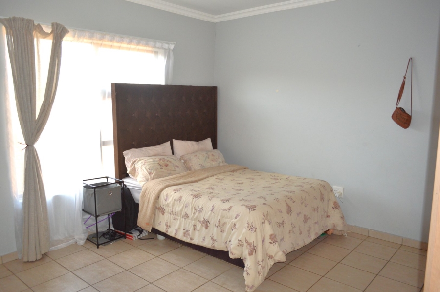 2 Bedroom Property for Sale in Meiringspark North West